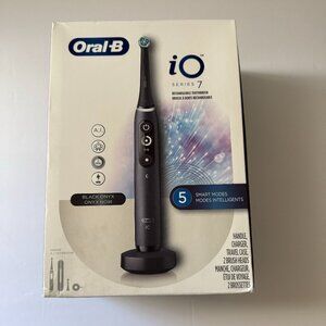 Oral-B iO Electric Toothbrush With Brush Series 7
